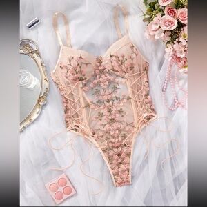 Floral Embroidered Pink Lace Bodysuit M